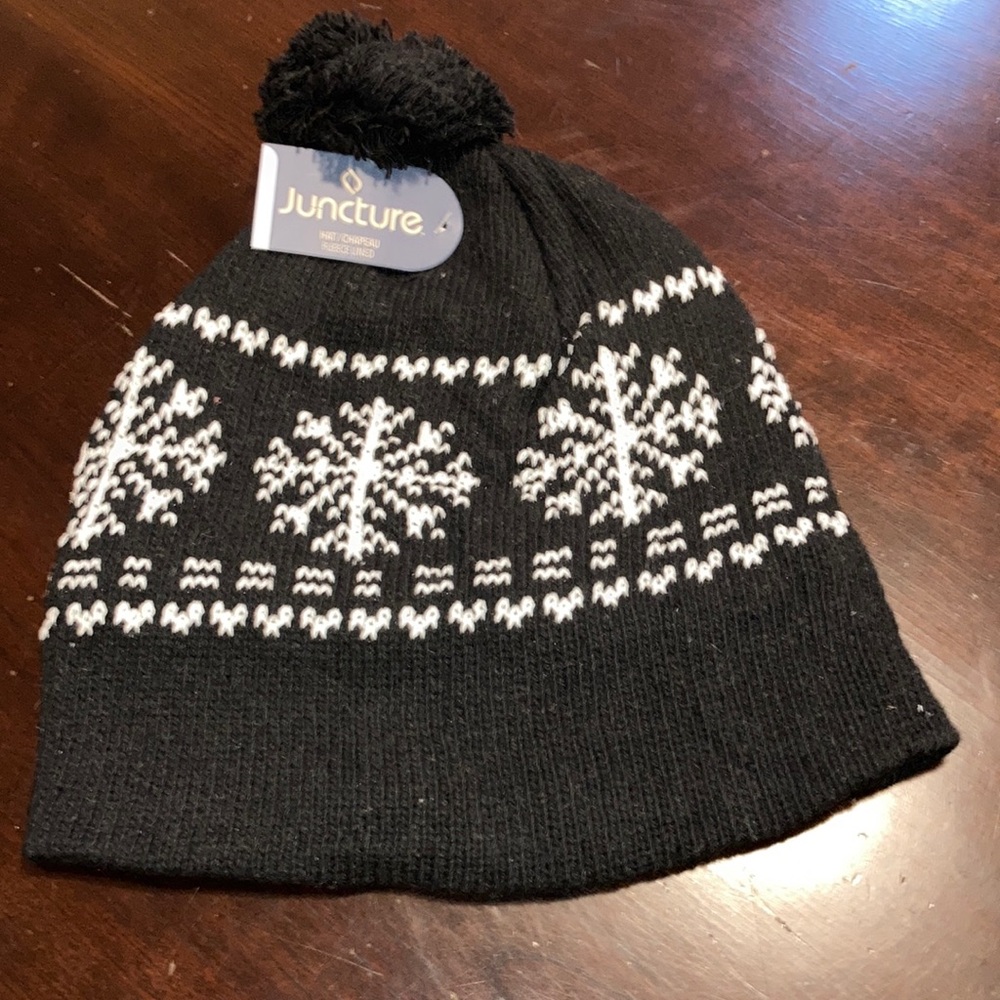 Black and White Kids Winter Beanie